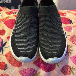 National Comfort Tennis Shoes