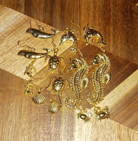 7 Prs Earrings
