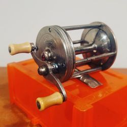 Shakespeare Uncle Sam 23037 Fishing Reel