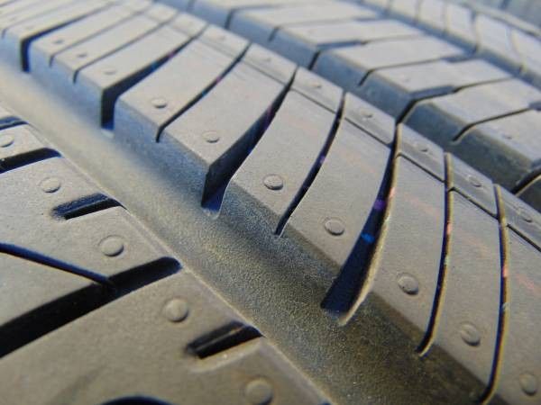 2 Near New 235 40 19 Hankook Kinergy GT H436 Tires 92V *70,000 Mile Tire* *Full Tread* *Date 2023*