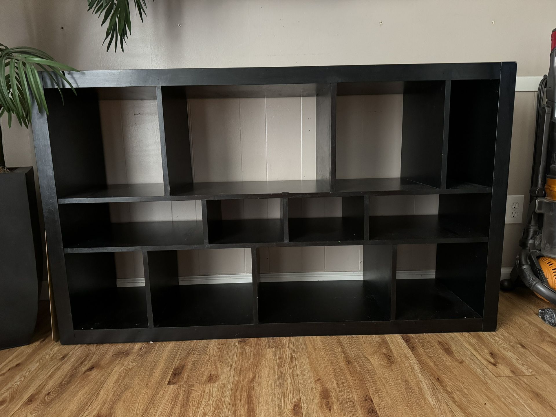 Bookcase/shelf FOR SALE 
