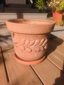 10.5 inch Italian Terracotta Pot