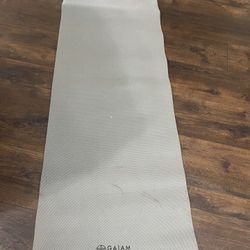 Gray Gaiam Essentials Yoga Mat 