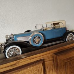 Beams Kentucky Whiskey Classic Cars