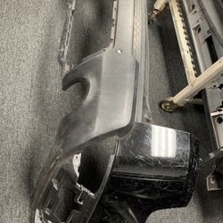 2017-2018 LAND ROVER RANGE ROVER VELAR REAR BUMPER COVER FACTORY OEM