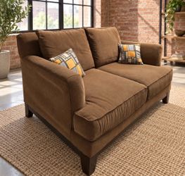 Corduroy couch 🛋️ + accent pillows