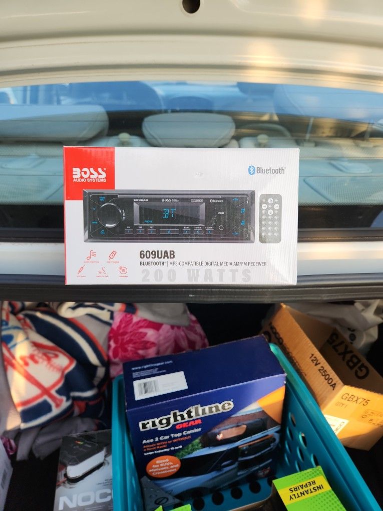 Boss MP3 Compatible Digital Media AM/FM Receiver