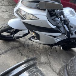 2013 Ninja 250 Not For Parts TRADE FOR 5x4.75 IROCS