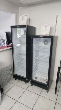 Premium Levella 7.1 Cu. Ft. Single Door Display Refrigerator.