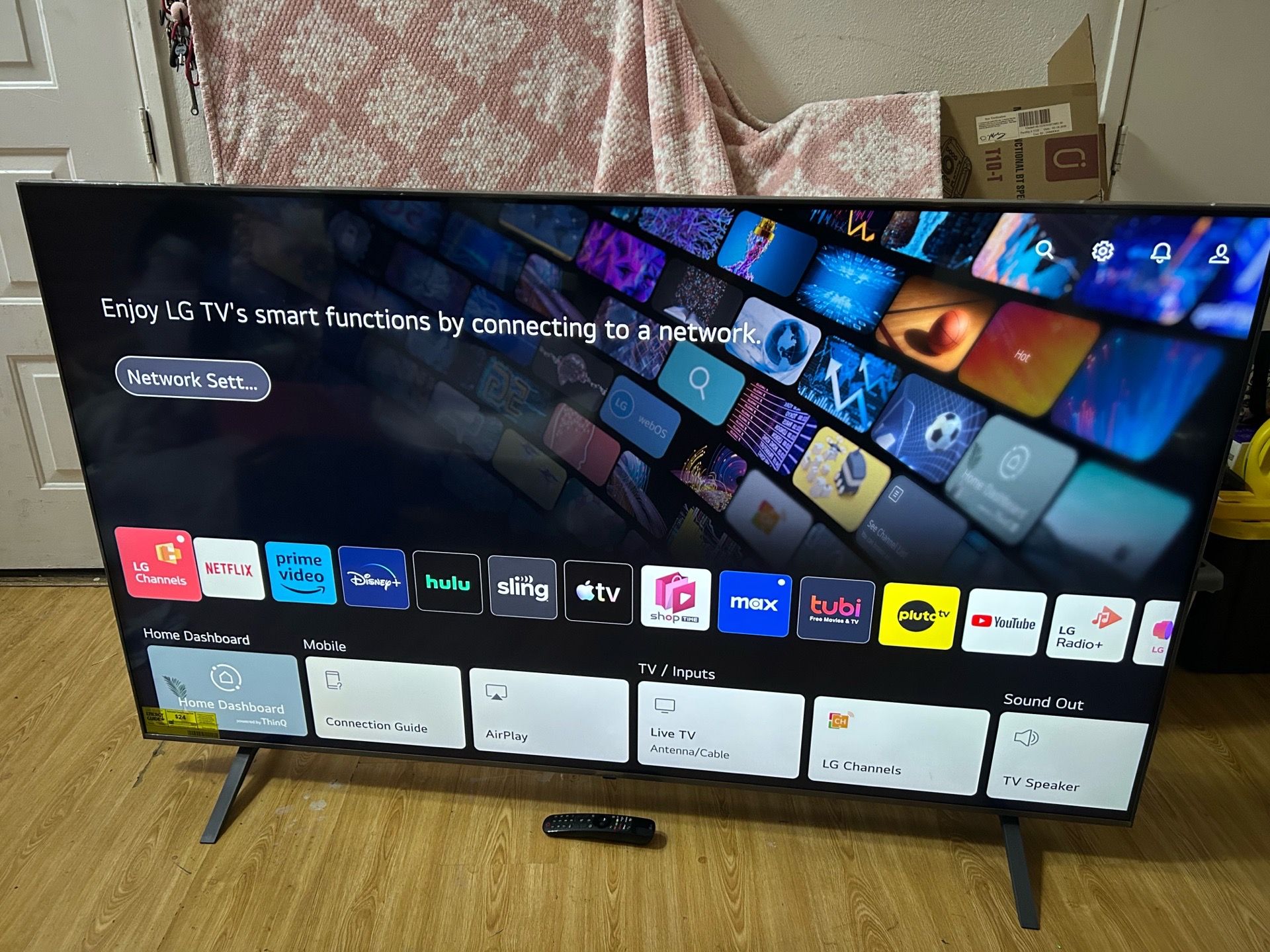 New condition 75” LG TV model:75UQ9000PUD