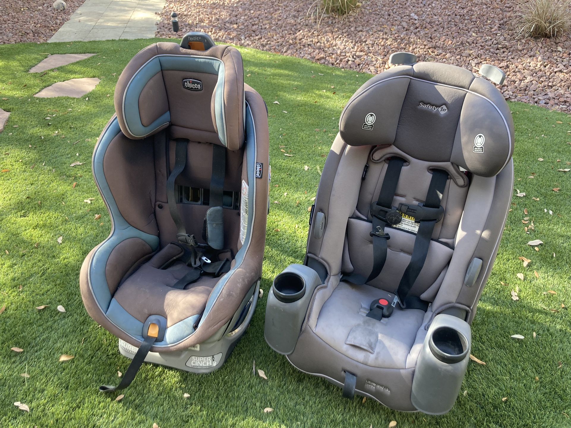 Two Car Seats.