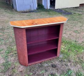 Vintage Mid Century Bar. Great Deal