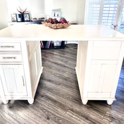 Quilting/SEWING DESK/ FOR SALE HUGE STORAGE $1300 OBO