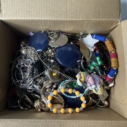 Craft Jewelry Lot
