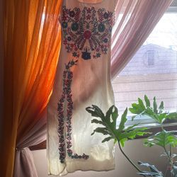 Hermoso Vestido Artisanal, Beautiful Artisanal Dress