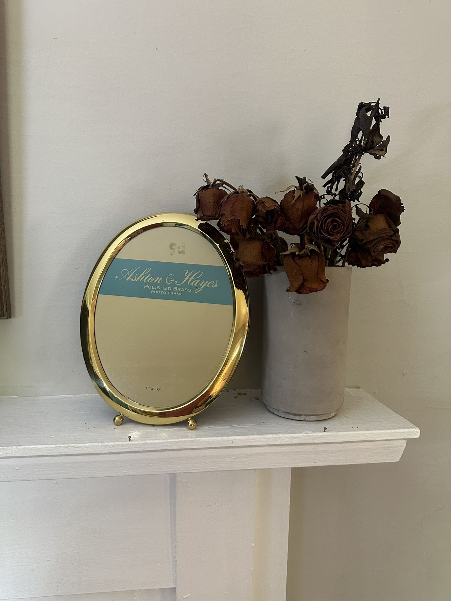 Vintage Macy &Co Inc 1992 Ashton & Hayes Polished Brass Oval Footed Frame