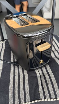 Beautiful Toaster in great condition