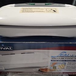 RIVAL Gourmet Seal-A-Meal Vacuum Food Sealer VS110 White