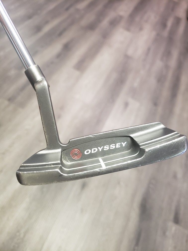 ODYSSEY GOLF PUTTER