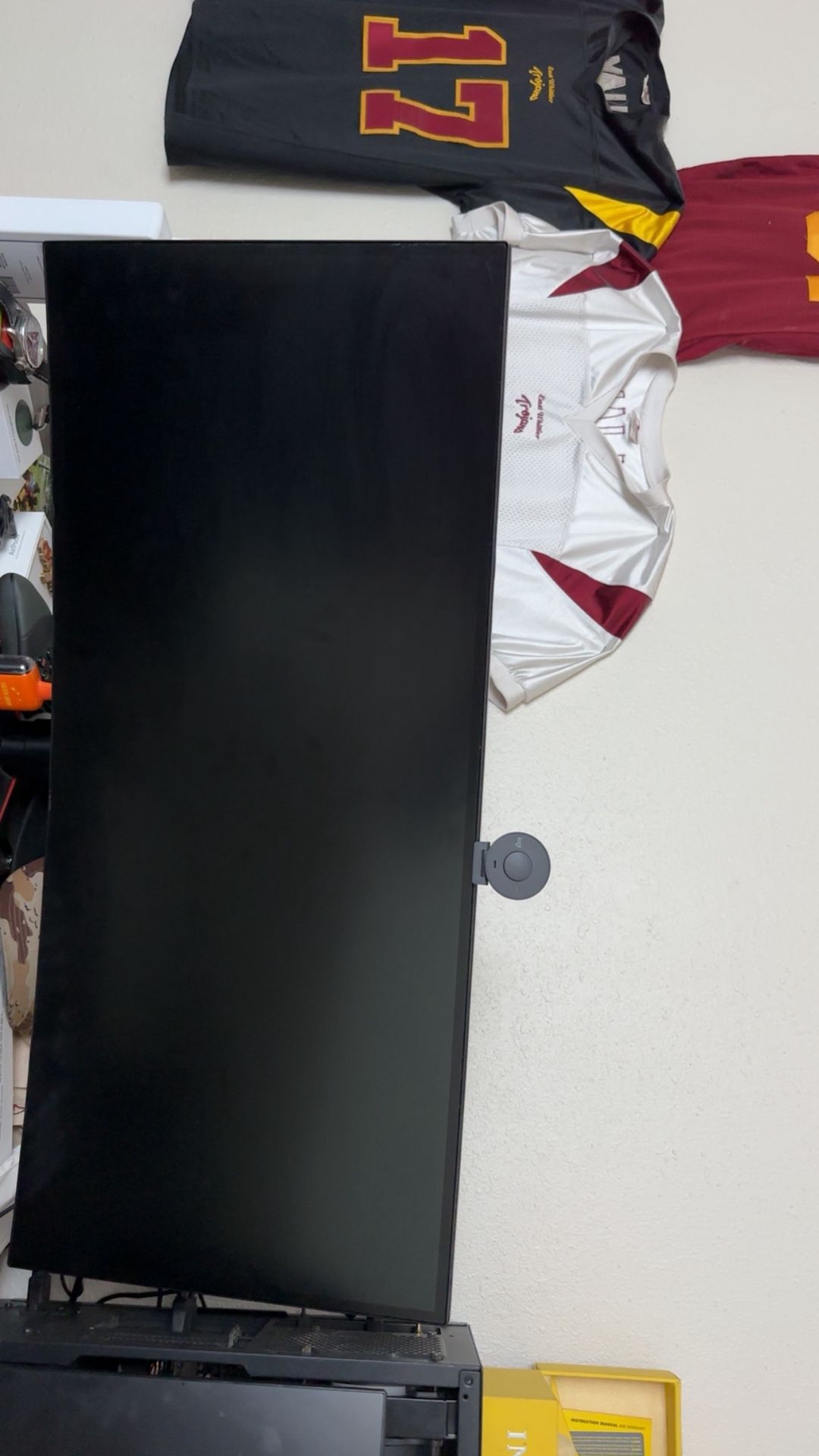32” Lg Monitor Curved
