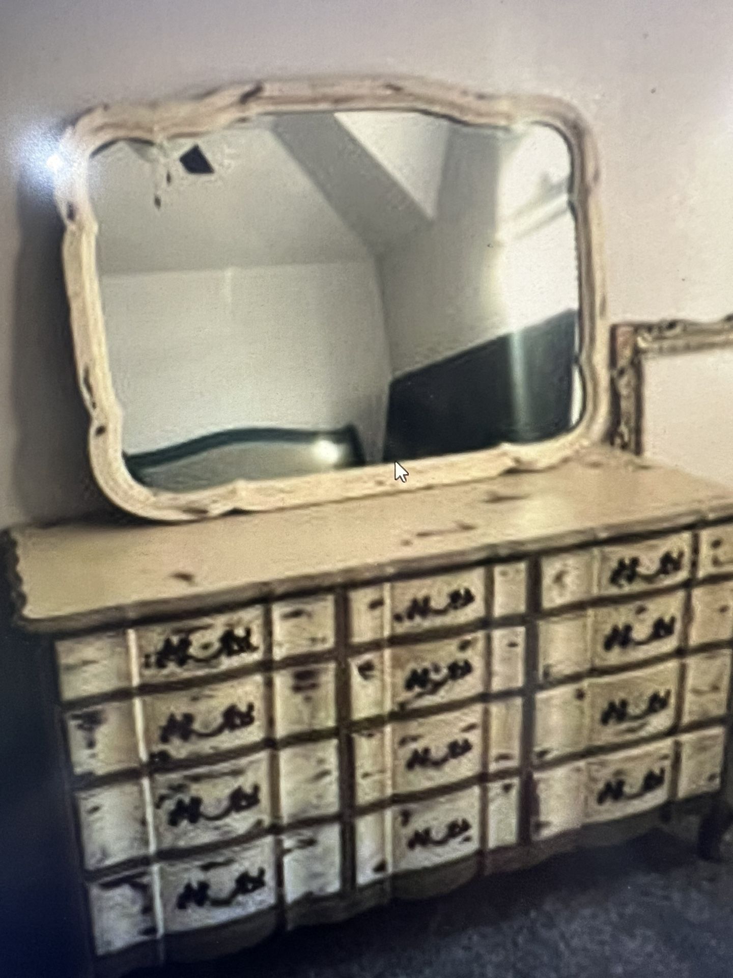 Vintage, Shabby, Chick, Distressed Dresser