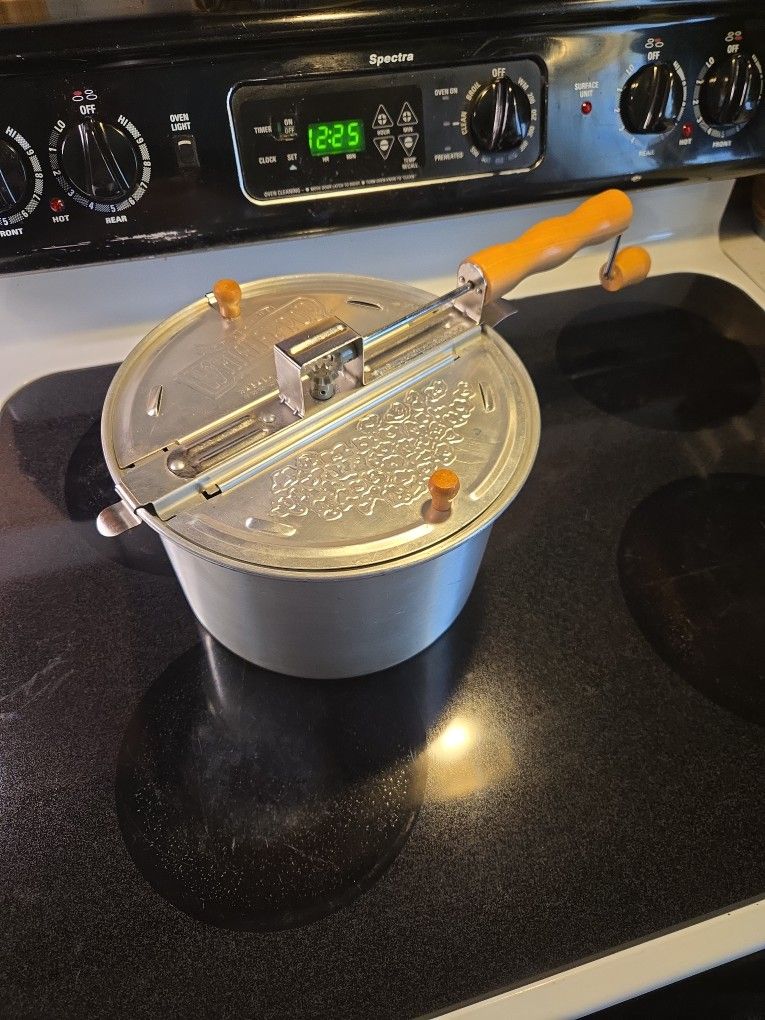 Whirley Pop Popcorn Maker