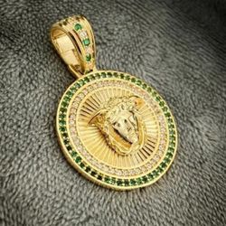 Versace Whit Swarovski Like Emeralds Gold18k By Col🇱🇹