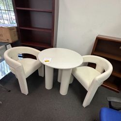 New 30” Round Breakfast Dining Table Set And Chairs (with Dent See Last Pic)