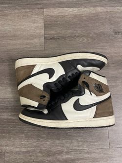 Jordan 1 Retro High Dark Mocha
