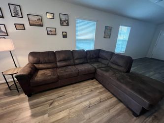 Ashley Navi 2-piece sectional in chestnut