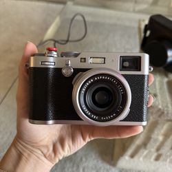 Fujifilm X100F Digital Camera 