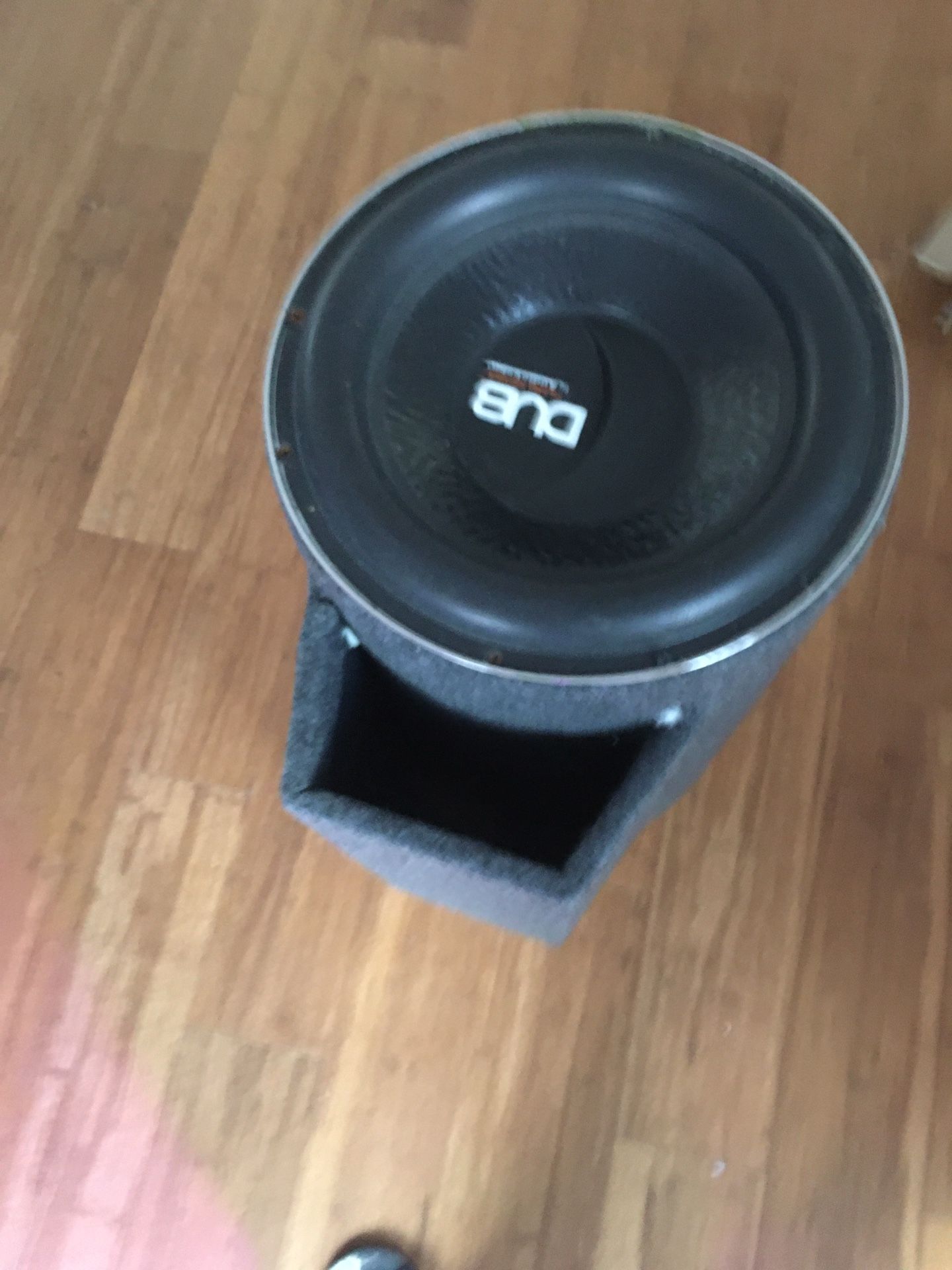 2000 watts 12 inches Audiobahn