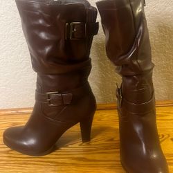 New Me Too Brown Half Calf Healed Boots Size 7