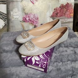 Womens Silver Flats Size 10