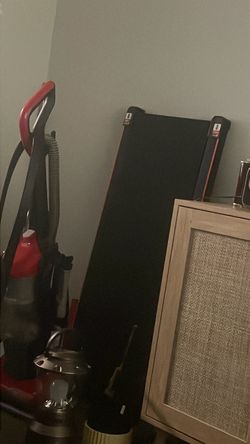 Walking pad with remote