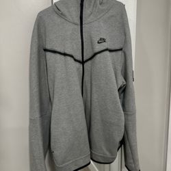 Nike Tech Fleece Zip Up 