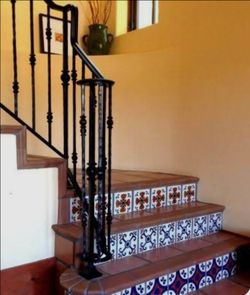 Installation of terracotta saltiilo tile