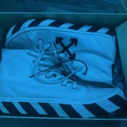 Off-White Men's Mid-Top Vulcanized Canvas Sneakers White/Black, Size 45 