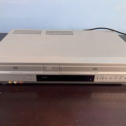Sony SLV-D271P VCR/DVD Combo VHS Player No Remote 