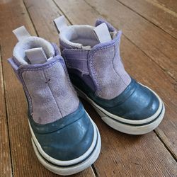 VANS MTE purple sneakers for toddlers