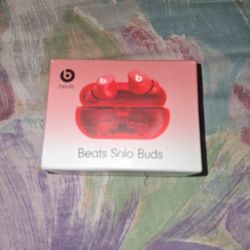 Red Beats solo buds