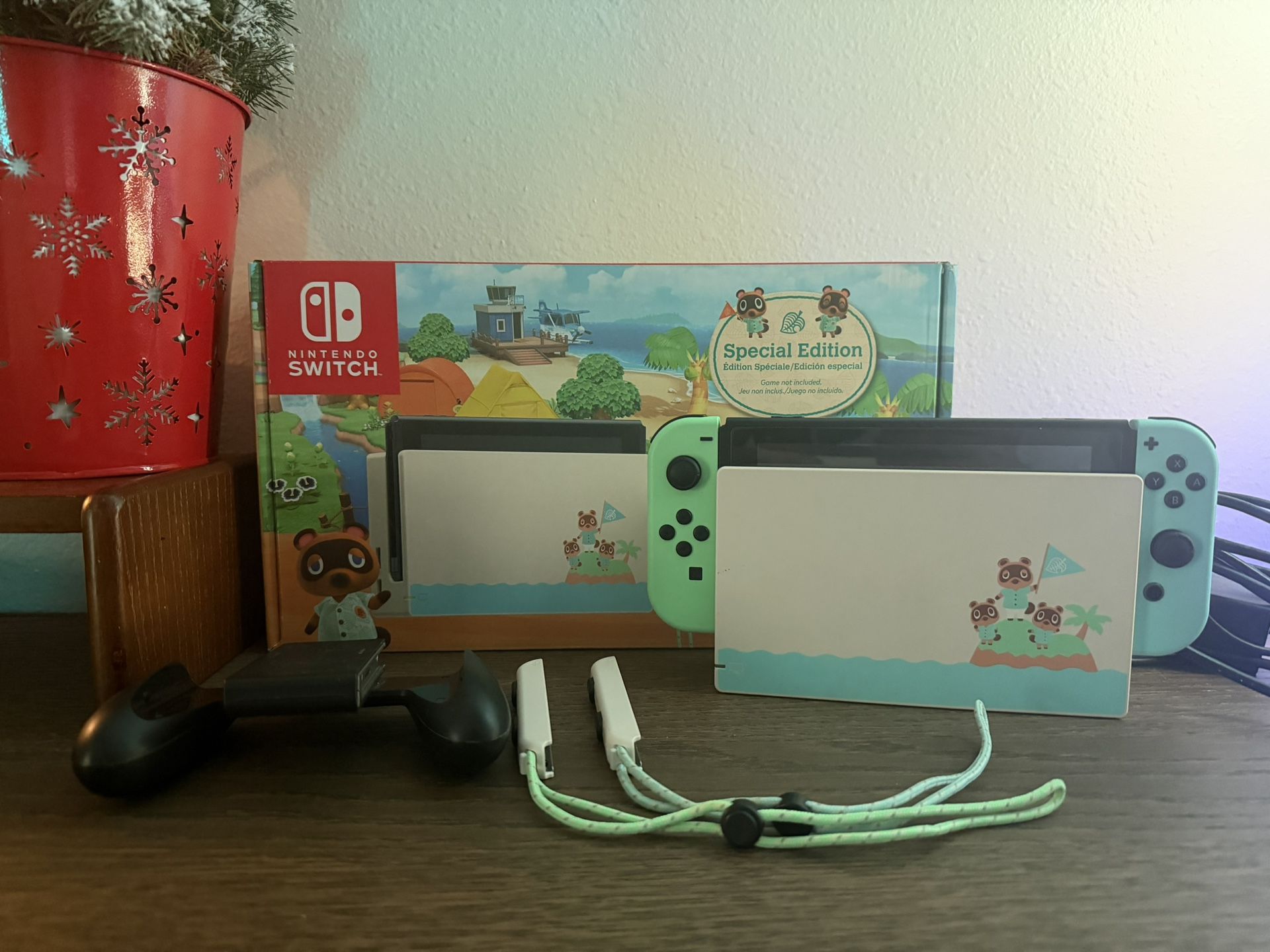 Nintendo Switch New Horizons Special Edition (like New)