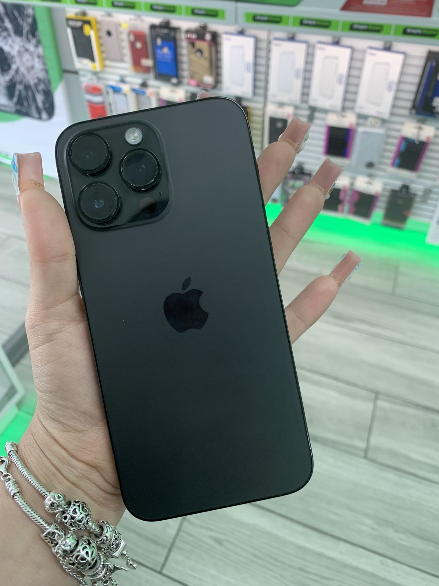 iPhone 14 Pro Max