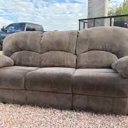 Adjustable Futon Couch 