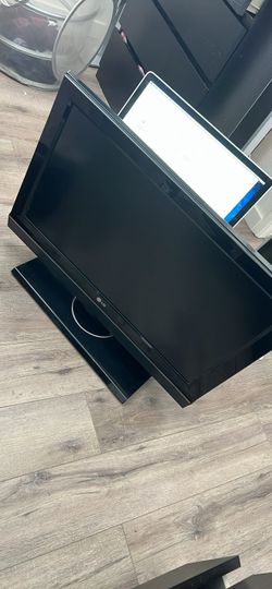 LG Flat Screen Monitor