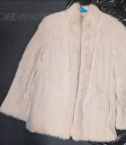 Genuine Mink White Fur Coat Jacket