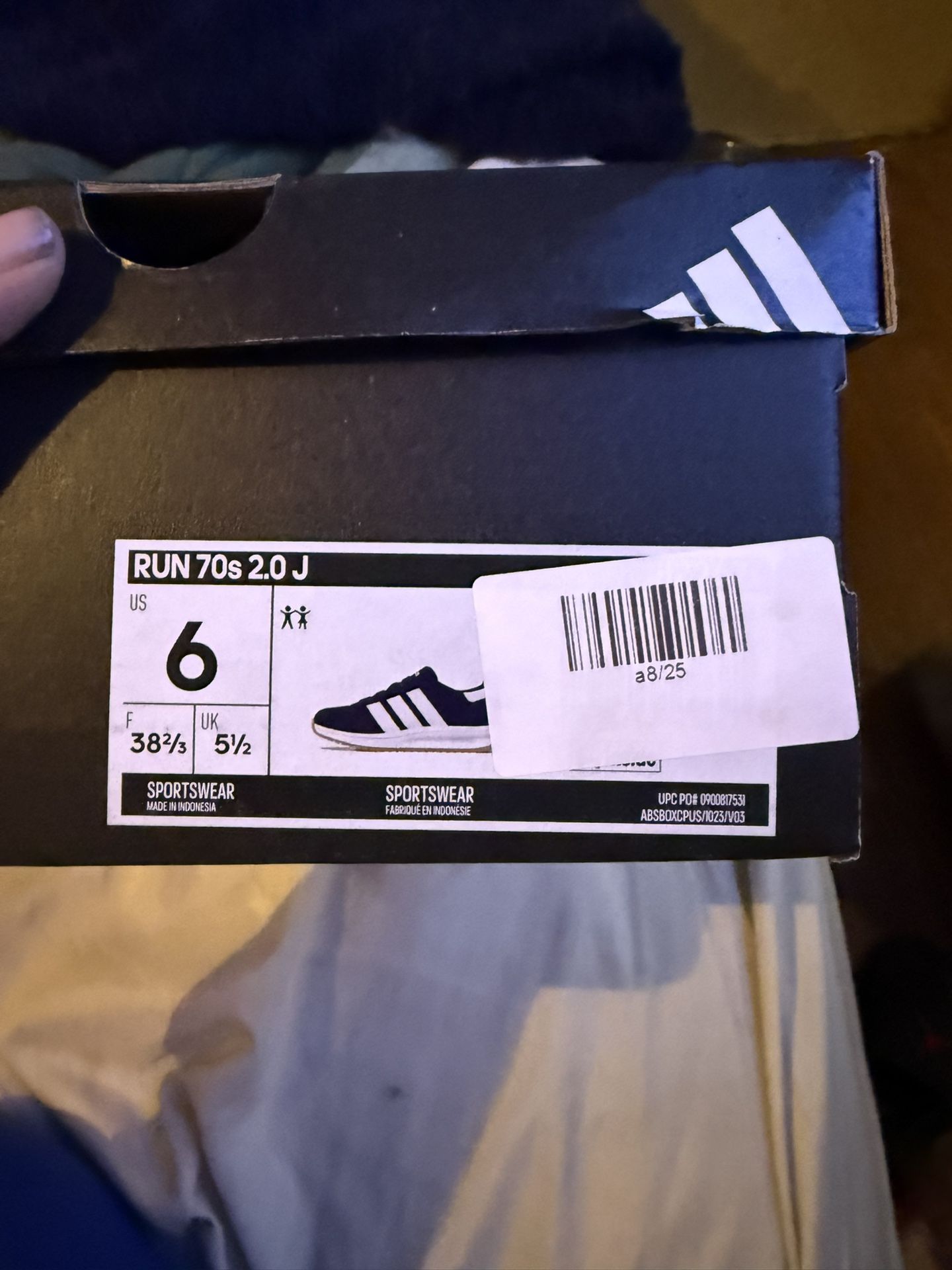 Adidas Sneaker Brand New