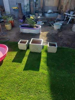 Heavy duty garden pots