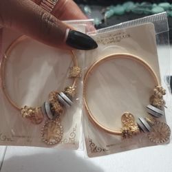 GOLD CHARM BRACELETS