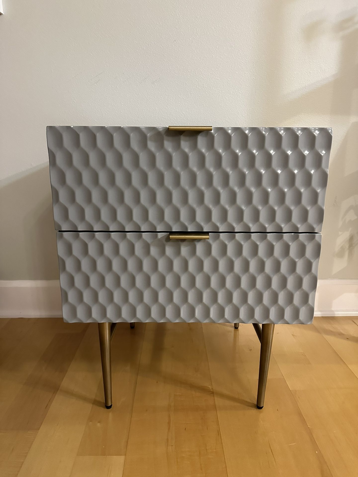 West Elm Audrey Nightstand for Sale in Issaquah, WA OfferUp